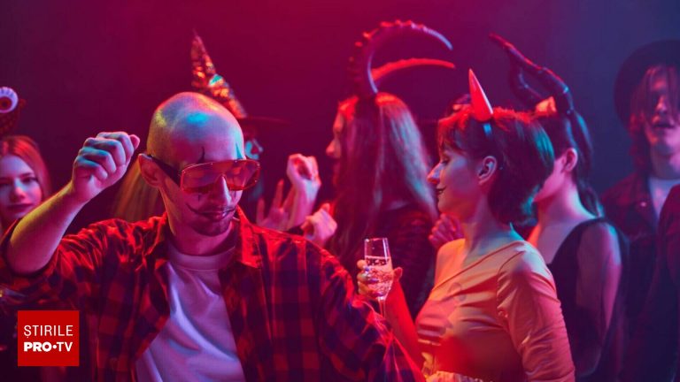 Persoane leşinate brusc la petrecerea de Halloween în Germania Persoane lesinate brusc la petrecerea de Halloween in Germania