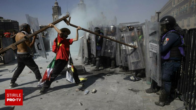 Proteste masive în Mexic. GenZ a creat haos la palatul prezidențial. Proteste masive in Mexic GenZ a creat haos la palatul prezidential