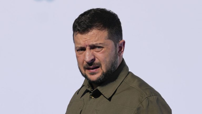 Zelenski respinge planul SUA privind pacea cu Rusia Zelenski respinge planul SUA privind pacea cu Rusia
