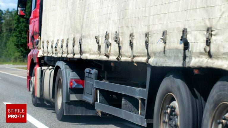 De la 1 ianuarie 2026, transportatorii români interziși pe drumuri din Ungaria De la 1 ianuarie 2026 transportatorii romani interzisi pe drumuri din Ungaria
