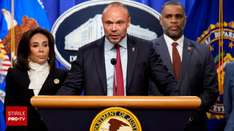 Demisie la vârful FBI: Directorul adjunct pleacă luna viitoare Demisie la varful FBI Directorul adjunct pleaca luna viitoare