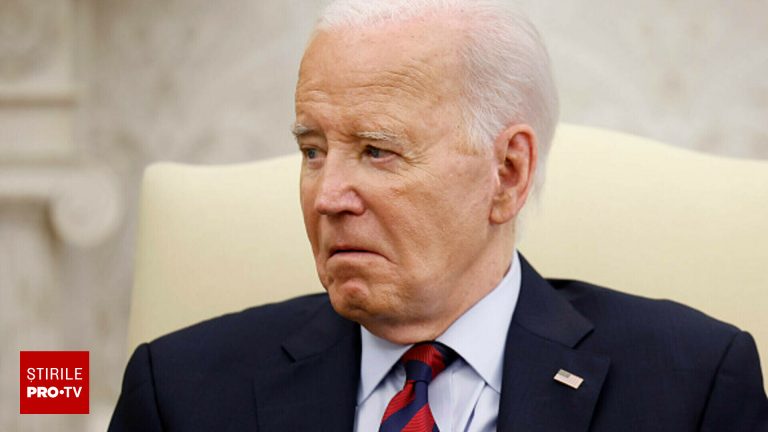 Fostul presedinte Joe Biden a publicat o fotografie de Craciun in care este ascuns Unde e Joe
