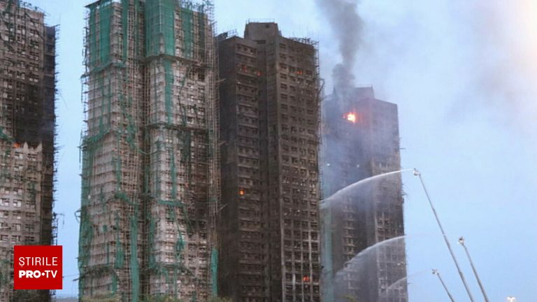 Incendiul din Hong Kong: 159 de morți, 15 arestați Incendiul din Hong Kong 159 de morti 15 arestati