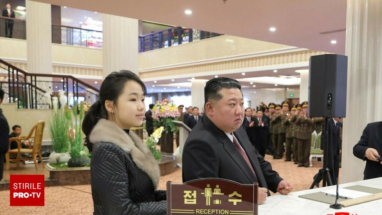 Kim Jong Un și fiica sa au deschis o nouă stațiune montană. FOTO Kim Jong Un si fiica sa au deschis o noua statiune montana FOTO