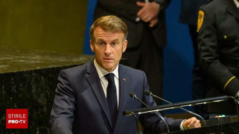 Macron, alături de Zelenski, afirmă că Franţa nu trebuie să înveţe Ucraina Macron alaturi de Zelenski afirma ca Franta nu trebuie sa invete Ucraina