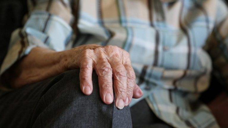 OECD solicta Romaniei sa creasca varsta de pensionare