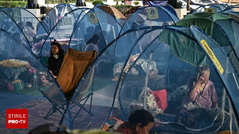 Peste 500000 de persoane evacuate in Cambodgia si Thailanda