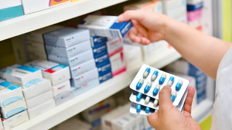 SUA si Marea Britanie vor elimina tarifele pentru medicamente