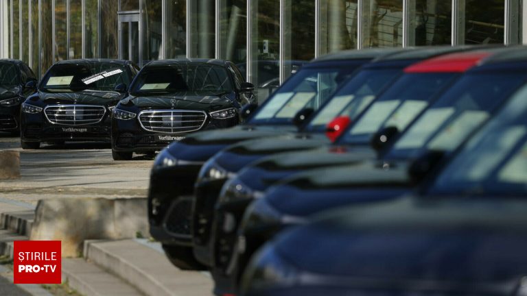 Mercedes-Benz produce un anumit model de automobil în Ungaria, urmând să iasă de pe linia de producție până la 350.000 de vehicule. Mercedes Benz produce un anumit model de automobil in Ungaria urmand sa iasa de pe linia de productie pana la 350000 de vehicule