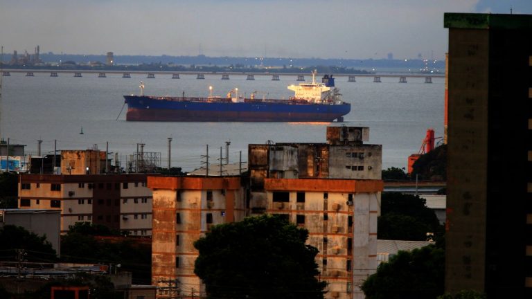 SUA elaborează un plan pentru petrolul din Venezuela. Producția ar putea crește în următoarele luni. SUA elaboreaza un plan pentru petrolul din Venezuela Producia ar putea creste in urmatoarele luni