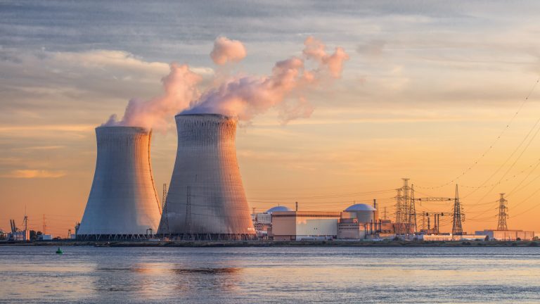 SUA si Slovacia au incheiat un acord de colaborare in sectoul energiei nucleare