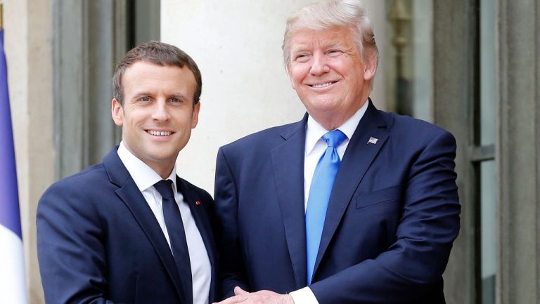 Trump a facut public un mesaj pe care i l a trimis Macron Ce i a transmis presedintele francez