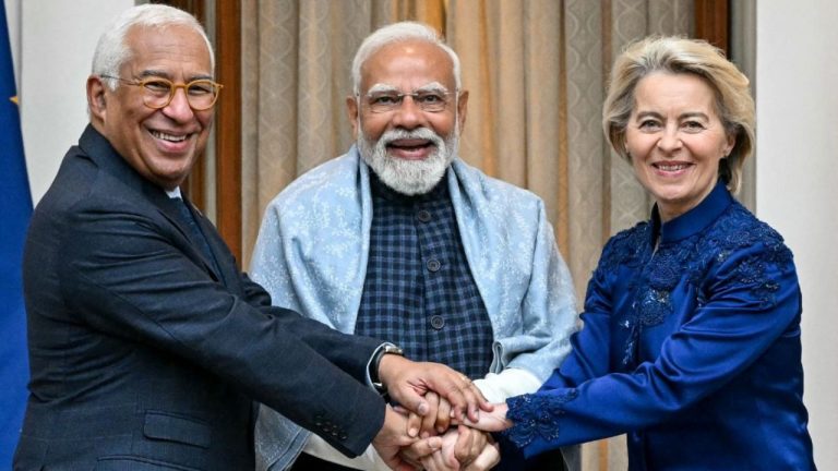 UE și India au semnat „acordul suprem”. Cele două părți au realizat o înțelegere comercială de importanță istorică. UE si India au semnate acordul suprem Cele doua parti au realizat o intelegere comerciala de importanta istorica