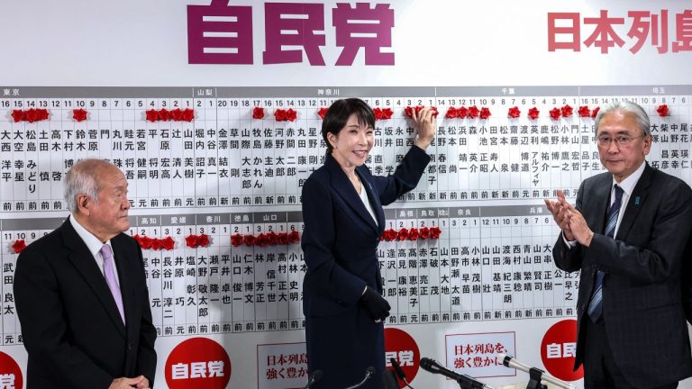 Avocatii din Japonia au intentat un proces pentru anularea alegerilor de duminica considerandu le neconstitutionale