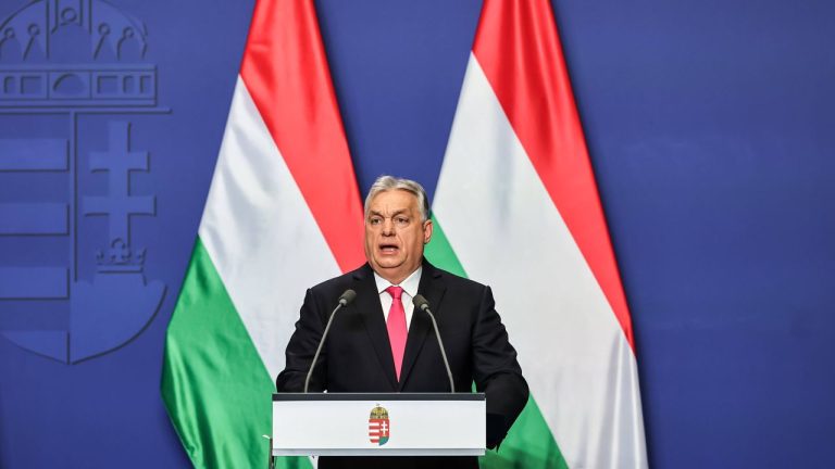 Campania pentru alegerile parlamentare din Ungaria a inceput Viktor Orban isi apara guvernarea in alegerile din 12 aprilie