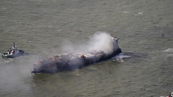 Căpitan rus condamnat pentru provocarea unui accident cu un petrolier american. Acesta a negat că ar fi adormit la volan. Capitan rus condamnat pentru provocarea unui accident cu un petrolier american Acesta a negat ca ar fi adormit la volan