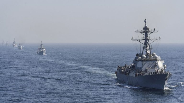 Doua nave ale Marinei Statelor Unite sau ciocnit in apele din apropierea Americii de Sud Iata ce a urmat