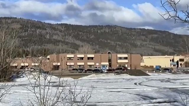 Film despre atacul criminal din Canada, în care șapte persoane au fost ucise. Se presupune că atacatorul ar fi un transsexual. Film despre atacul criminal din Canada in care sapte persoane au fost ucise Se presupune ca atacatorul ar fi un