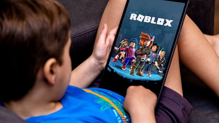 O altă țară interzice Roblox. Senator: Utilizarea excesivă poate provoca anxietate și incitare la violență în rândul copiilor. O alta tara interzice Roblox Senator Utilizarea excesiva poate provoca anxietate si incitare la violenta in randul copiilor