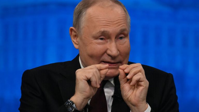 SVR, divizia de basme a Rusiei: Un nou delir marca Putin – Anglia și Franța intenționează să ofere Ucrainei arme nucleare. SVR divizia de basme a Rusiei Un nou delir marca Putin Anglia si Franta intentioneaza sa oferte Ucrainei arme nucleare