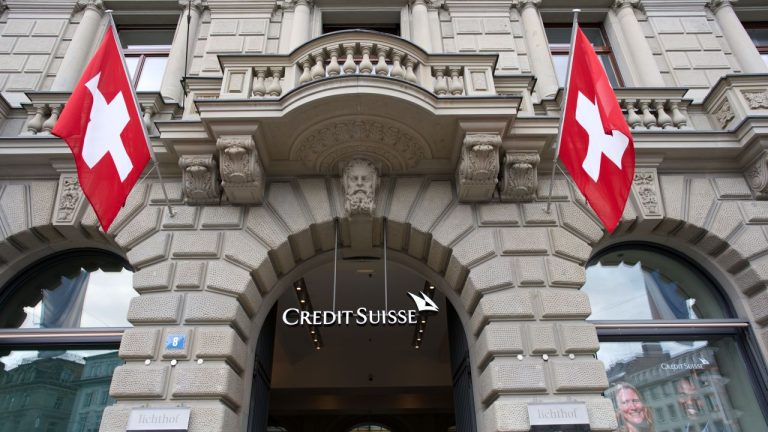 Sute de conturi legate de naziști, descoperite la Credit Suisse. Legăturile se întind până în Argentina. Sute de conturi legata de nazisti descoperite la Credit Suisse Legaturile se intind pana in Argentina