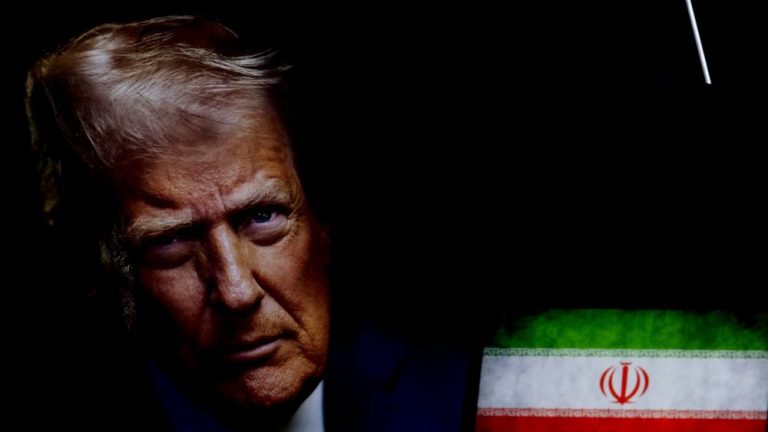 Trump confirmă atacul asupra Iranului: „Depuneți imediat armele. Poporul iranian — ora libertății se apropie.” Trump confirm atacul asupra Iranului Depuneti imediat armele Poporul iranian ora liberei se apropie