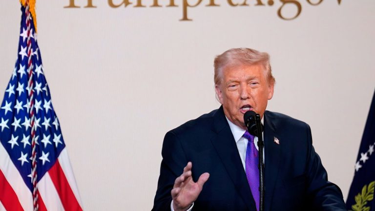 Donald Trump amenință cu blocarea construcției unui pod între Canada și SUA. „Având în vedere toate ce le-am oferit, ar trebui să fim proprietarii” donald trump ameninta cu blocarea contructiei unui pod intre canada si sua avand in vedere toate ce le am oferit ar trebuie sa fim proprietarii