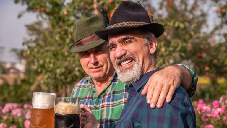 Germanii primesc salarii mai mari dacă continuă să lucreze după pensionare. germanii primesc salarii mai mari daca continua sa lucreze dupa pensionare