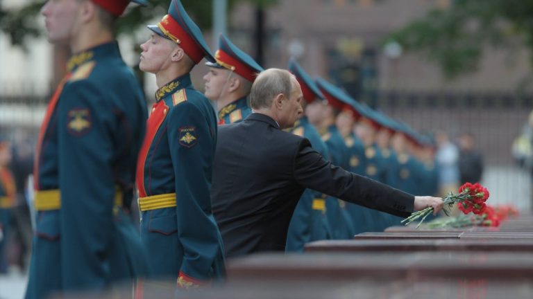 A mers in Rusia sa l convinga pe Putin sa nu si mai ia concitatenii cu forta pentru a i trimite la razboi Carne de tun