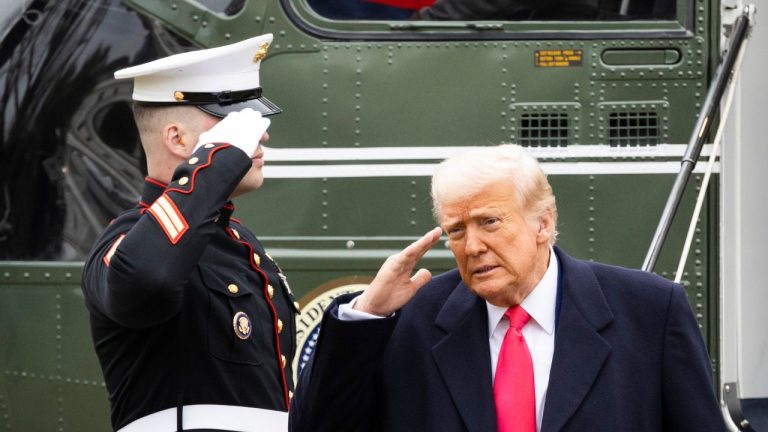 Alertă teroristă pe întreg teritoriul Statelor Unite. Operațiuni speciale ale Serviciului Secret. Unde se află președintele Trump? Alerte terorista pe intreg teritoriul Statelor Unite Operatiuni speciale ale Serviciului Secret Unde se afla presedintele Trump