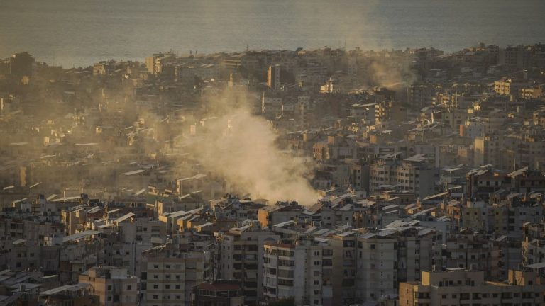 „Ați adus iadul asupra voastră”: panică și frică în Beirut, pe fondul retoricii israeliene care amenință cu război total Ati adus iadul asupra voastra panica si frica in Beirut pe fondul retoricii israeliene care ameninta cu razboi total