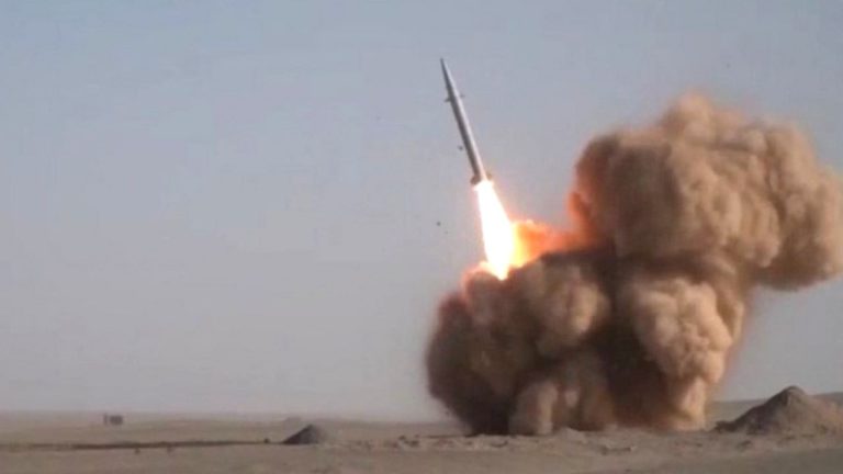 Escaladare in Orientul Mijlociu Iranul promite lovituri dure si pregateste arme noi impotriva inamicilor