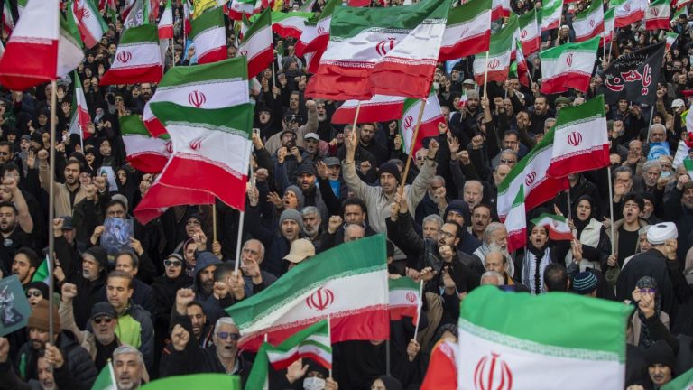 Iranienii care doresc să protesteze, amenințați de Serviciul Secret al Gardienilor Revoluției: Va curge și mai mult sânge. Iranienii care doresc sa protesteze amenintati de Serviciul Secret al Gardienilor Revolutiei Va curge si mai mult sange