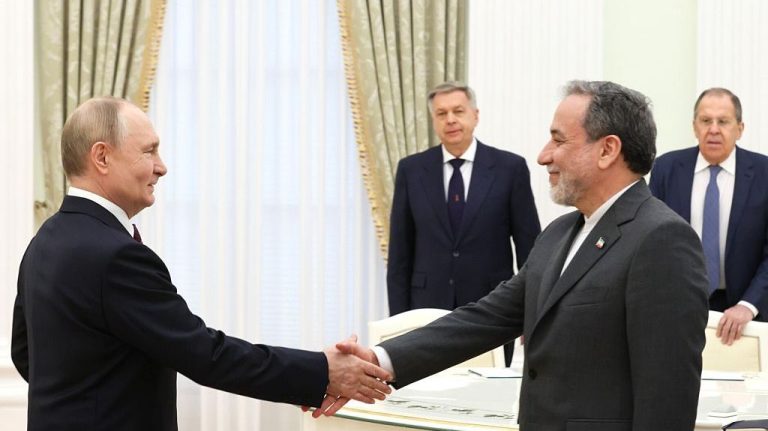 Iranul a admis ca primeste ajutor din partea Rusiei in conflictul cu SUA si Israel Nu este un lucru nou Ce se ascunde insa in spatele acestei declaratii din partea Teheranului
