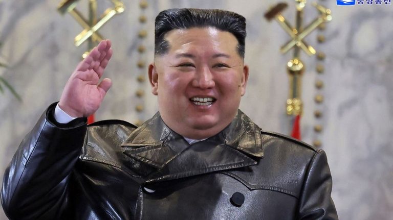Kim Jong Un discurs de 8 Martie Femeile din Coreea de Nord sunt fragile fizic dar au o vointa de fier