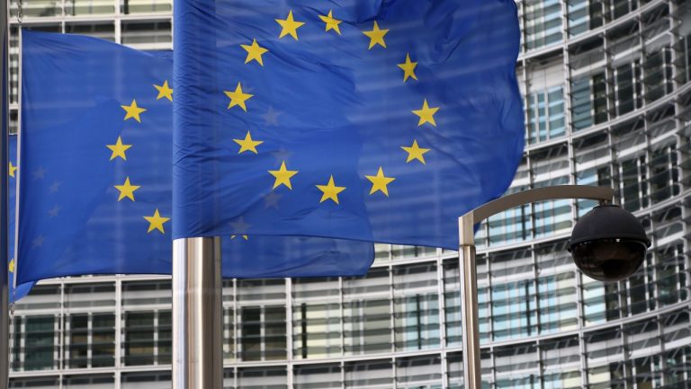 UE initiaza o ancheta impotriva Frantei referitoare la acordarea de ajutoare de stat pentru construirea a 6 reactoare nucleare
