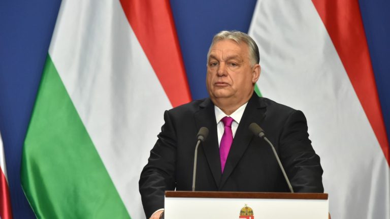 Viktor Orbán afirmă că ucrainenii i-au „amenințat” familia: „Toată lumea este bine, dar există o limită” Viktor Orban afirma ca ucrainenii i au amenintat familia Toata lumea este bine dar exista o limita