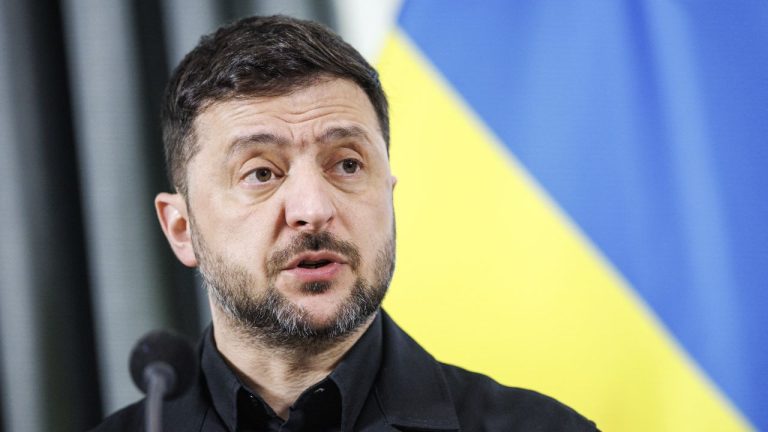Zelenski afirma ca in 2022 Kievul a cerut Iranului sa nu livreze Rusiei dronele de atac Shahed Ce raspuns a oferit Teheranul