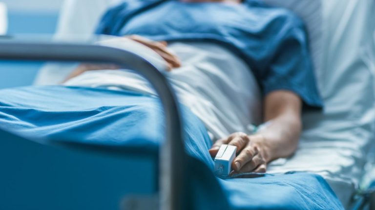 O femeie din Italia a fost de două ori la urgențe, dar medicii au trimis-o acasă. A murit după 10 zile. o femeie din italia a fost de doua ori la urgente dar medicii au trimis o acasa a murit dupa 10 zile