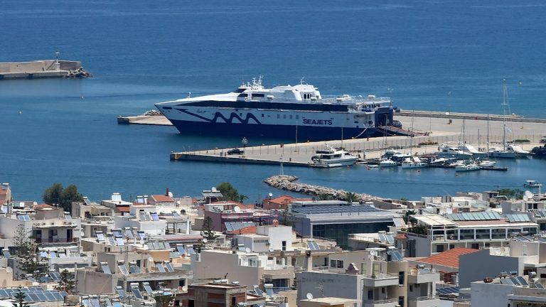 Anunț important pentru românii care își petrec minivacanța de 1 Mai în Grecia: Greva ce afectează toți turiștii. Anunt important pentru romanii care isi petrec minivacanta de 1 Mai in Grecia Greva ce afecteaza toti turistii