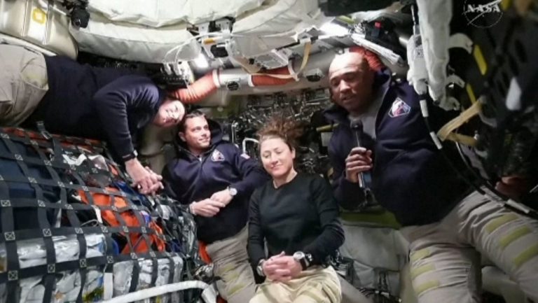 Ce au remarcat astronauții misiunii Artemis II după ce au ajuns în spațiu. „Ne-a făcut pe toți patru să ne oprim pentru o clipă” Ce au remarcat astronautii misiunii Artemis II dupa ce au ajuns in spatiu Ne a facut pe toti patru sa ne oprim pentru o clipa