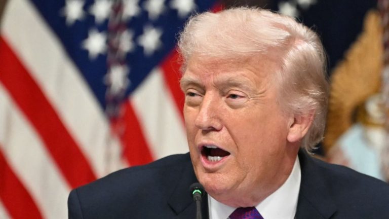 De Pastele Catolic Donald Trump a transmis Iranului un nou ultimatum de 48 de ore Vom dezlansui infernul asupra lor