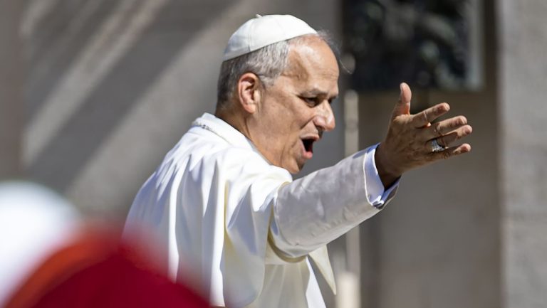 Papa Leon al XIV-lea, apel de Paște: „Cei care pot provoca războaie să aleagă pacea” Papa Leon al XIV lea apel de Paste Cei care pot provoca razboaie sa aleaga pacea