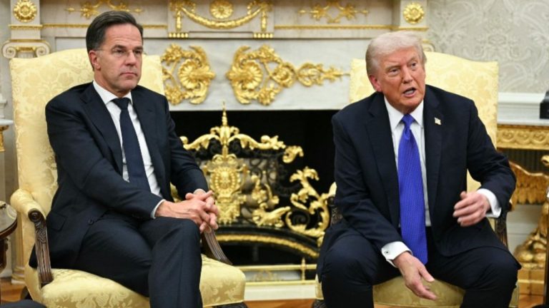Secretarul general al NATO se deplasează la Washington pentru o întâlnire cu Donald Trump în contextul tensiunilor din Alianță. Secretarul general al NATO se deplaseaza la Washington pentru o intalnire cu Donald Trump in contextul tensiunilor din Aliante