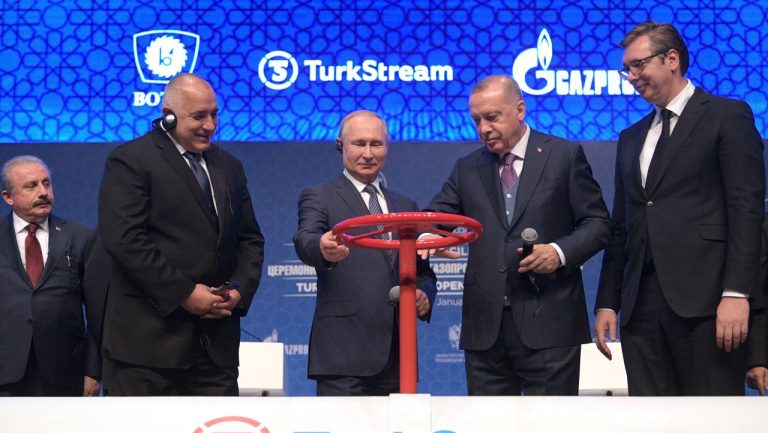 Serbia il contrazice pe Viktor Orban Ucraina nu are legatura cu explozibilii descoperiti la conducta de gaze TurkStream