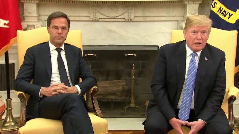 Trump va discuta cu Mark Rutte despre o posibila retragere a SUA din NATO A intors spatele americanilor