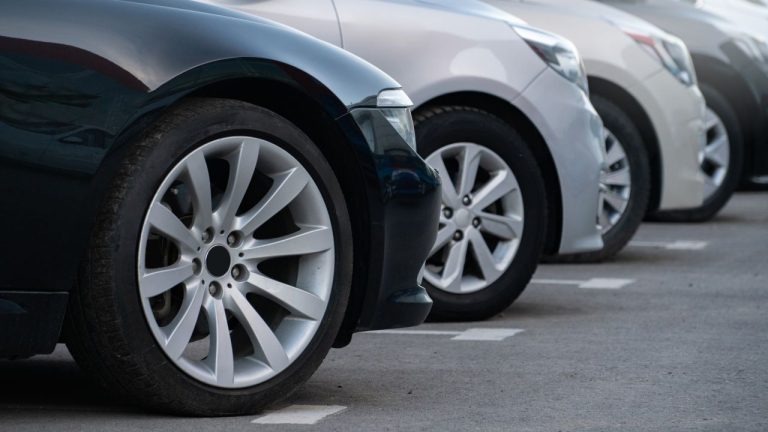 Industria auto din Germania solicită detensionarea rapidă a conflictului tarifar dintre SUA și UE: „Acordul comercial trebuie respectat” Industria auto din Germania solicta detensionarea rapida a conflictului tarifar dintre SUA si UE Acordul comercial trebuie respectat