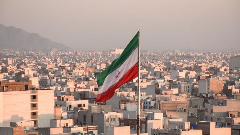 Iranul ar putea reîncepe conflictul cu SUA, după ce Trump a respins propunerea de pace. Declarația unui oficial militar iranian. Iranul ar putea reincepe conflictul cu SUA dupa ce Trump a respins propunerea de pace Declaratia unui oficial militar iranian