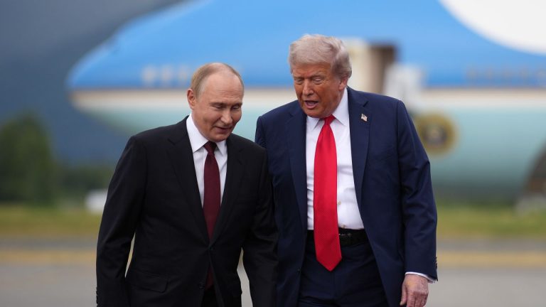 Kremlinul afirmă că Trump și Putin „au opinii asemănătoare în legătură cu regimul de la Kiev”. Ce părere au ei despre acordul de pace? Kremlinul afirma ca Trump si Putin au opinii asemanatoare in legatura cu regimul de la Kiev Ce parere au ei despre acordul de pace