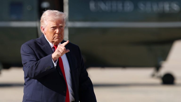 Pe lângă Germania, Donald Trump declară că ia în calcul retragerea trupelor din Italia și Spania. Pe langa Germania Donald Trump declara ca ia in calcul retragerea trupelor din Italia si Spania